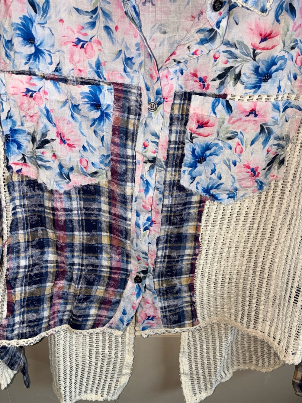POL Floral Button-Up Shirt in Blue Pink Cream - Picture 4 of 11